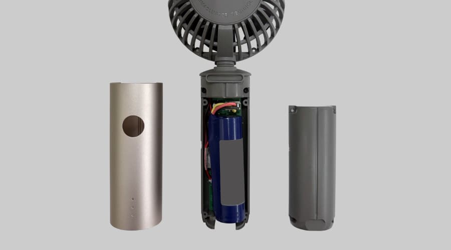 リチウムイオン電池が取り外せることをあらわすイメージ図