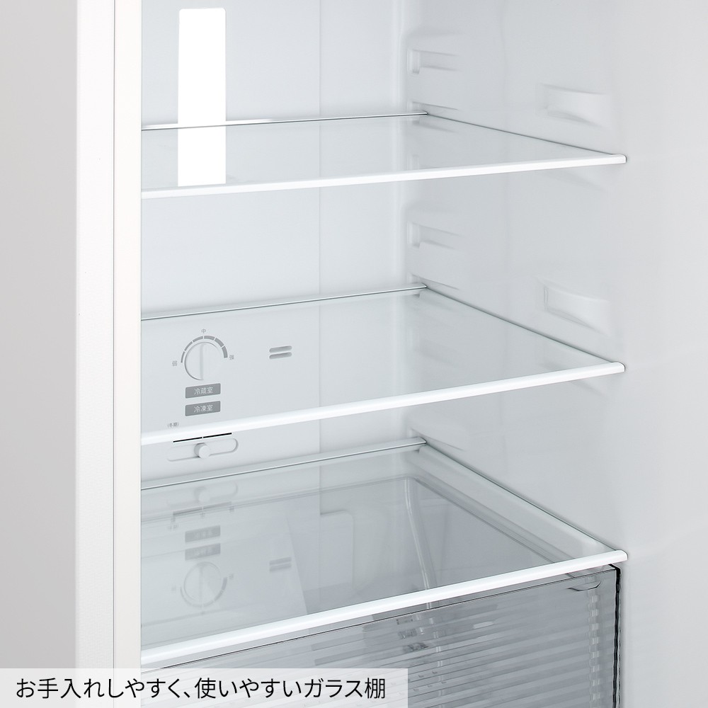 お手入れしやすく、使いやすいガラス棚