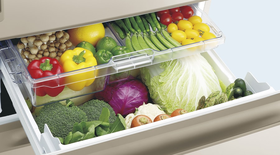 野菜室の深浅スライドケースを引き出したイメージ