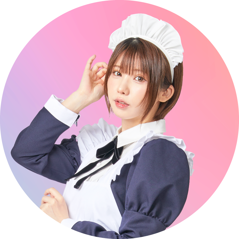 コスプレイヤーのえなこさんの画像、クリックするとえなこさんのインタビューを読むことができます。
